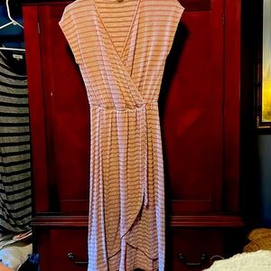 Caution to the wind pink and white soft cotton dress medium long length